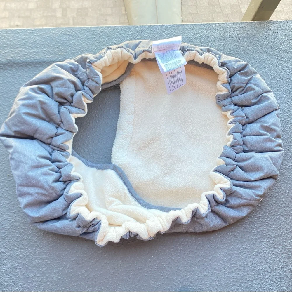 JJ Cole Baby Cozy Seat Blanket Light Gray Sherpa Lining Trim